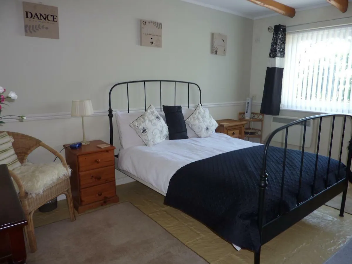 Apartment Banfield Lodge For Gower Swansea